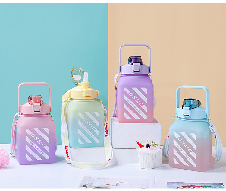 1500 ml Botella de agua de color degradado Vaso de plástico portátil con pajita
