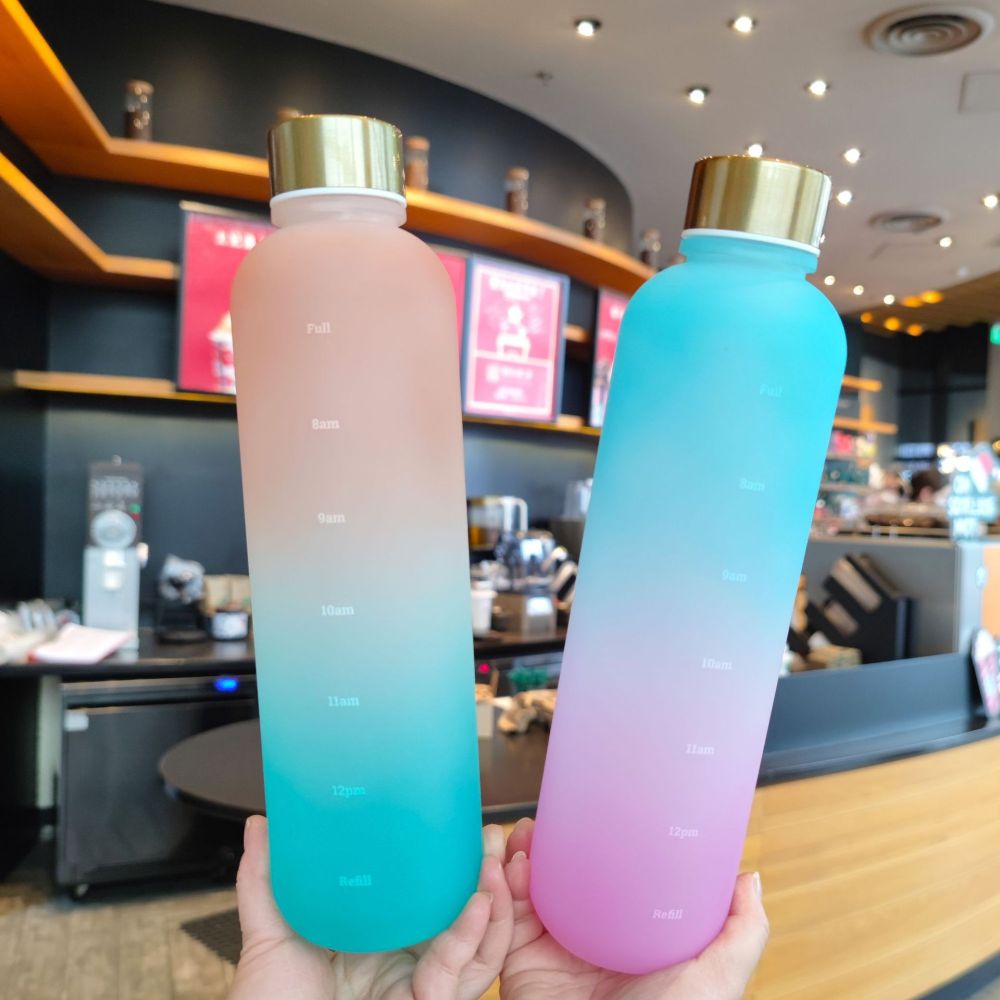 1000 ml Botella de agua deportiva con color degradado