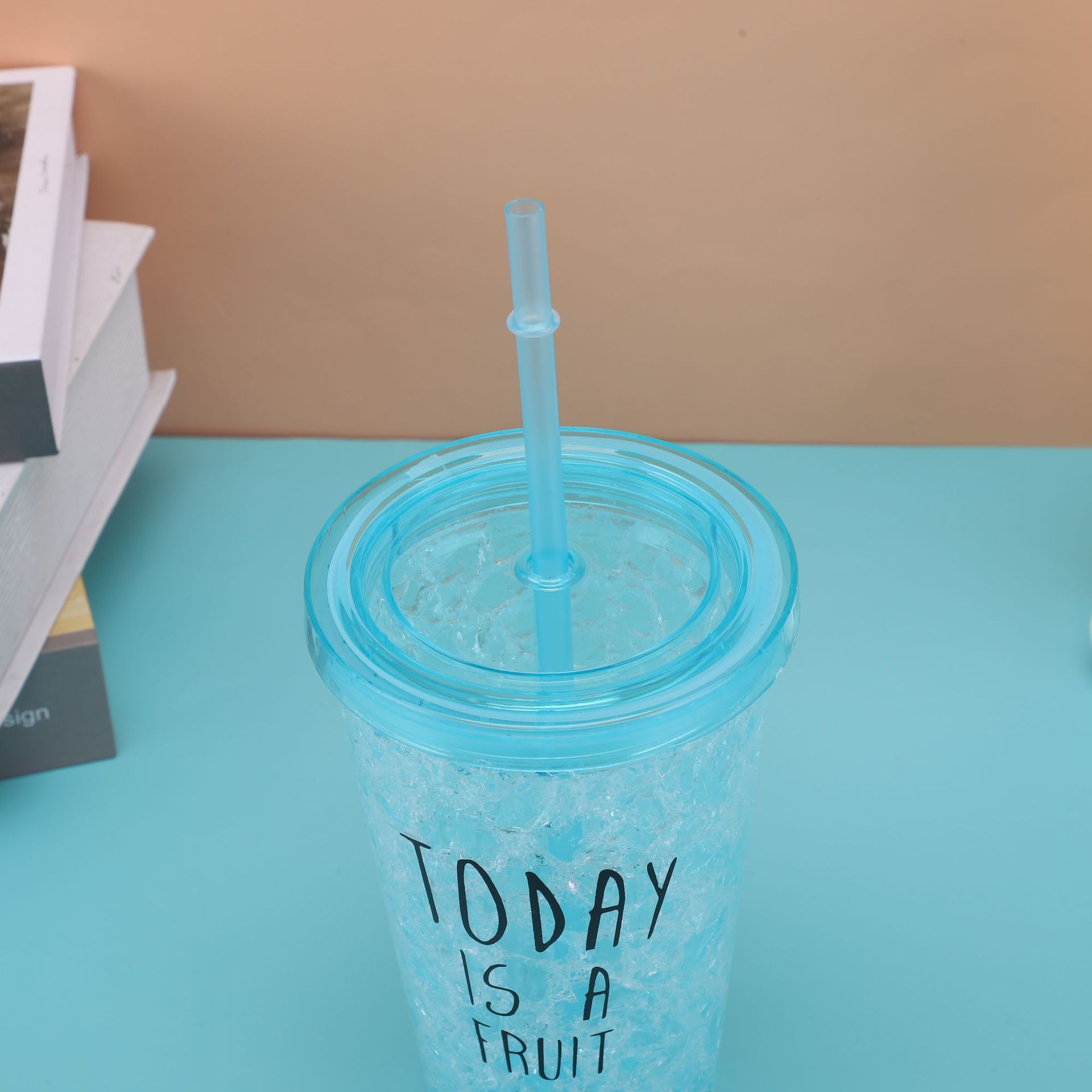 450 ml Vaso de plástico con pajita