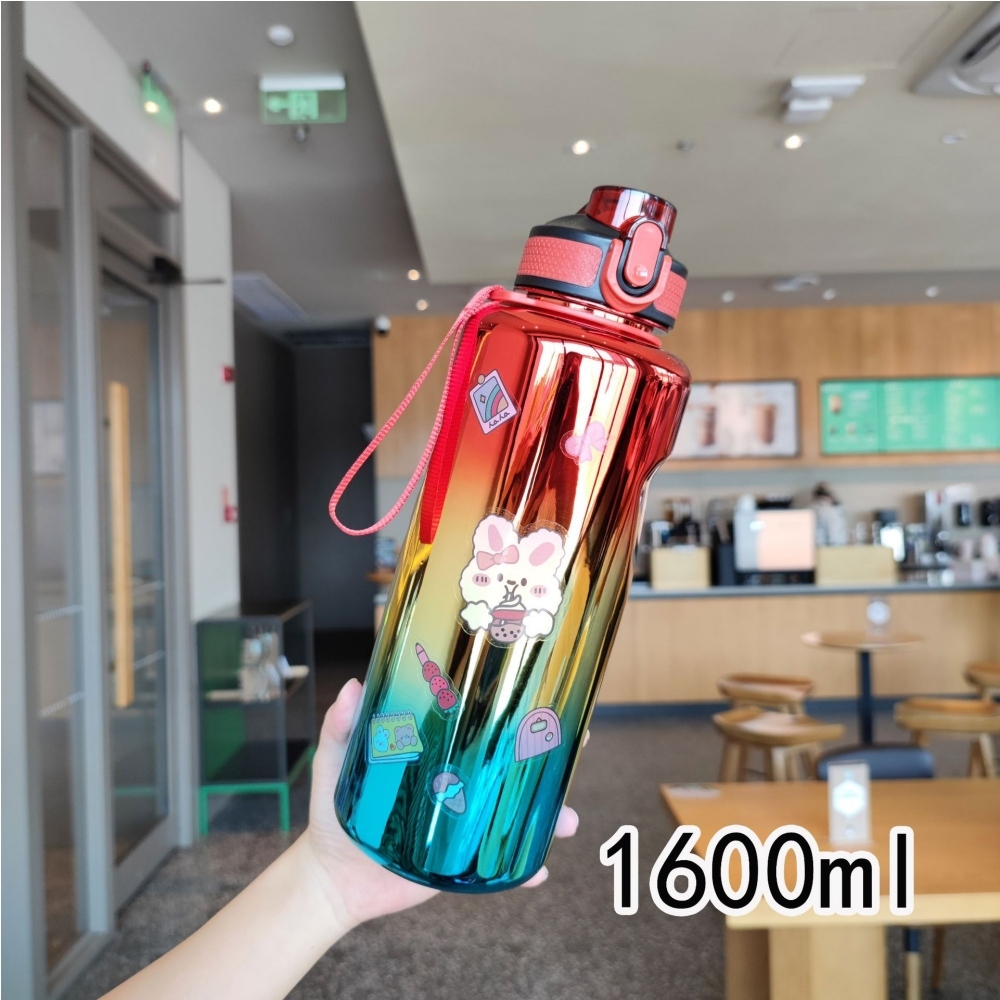 Botella de agua de 1600 ml con pajita, adecuada para deportes