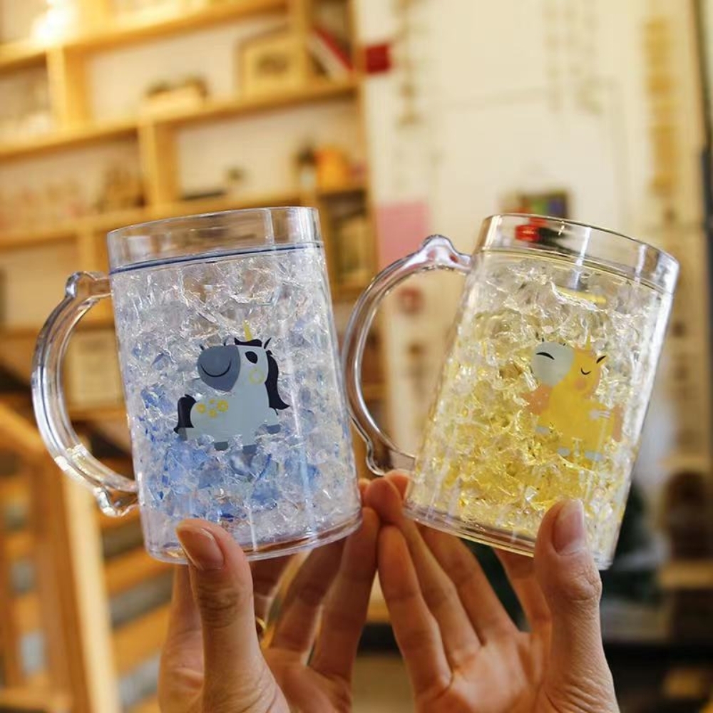 Taza de agua de dibujos animados de 260 ml