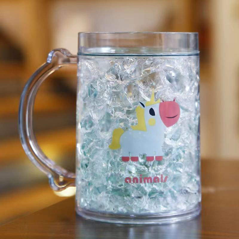Taza de agua de dibujos animados de 260 ml