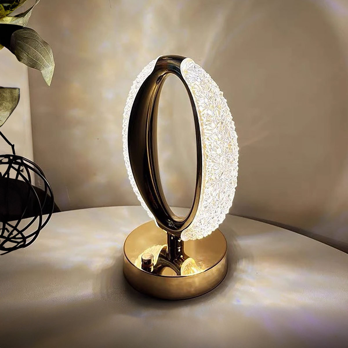 Lámpara de mesa LED de elegante forma ovalada,Muy adecuada para decorar dormitorios y salones