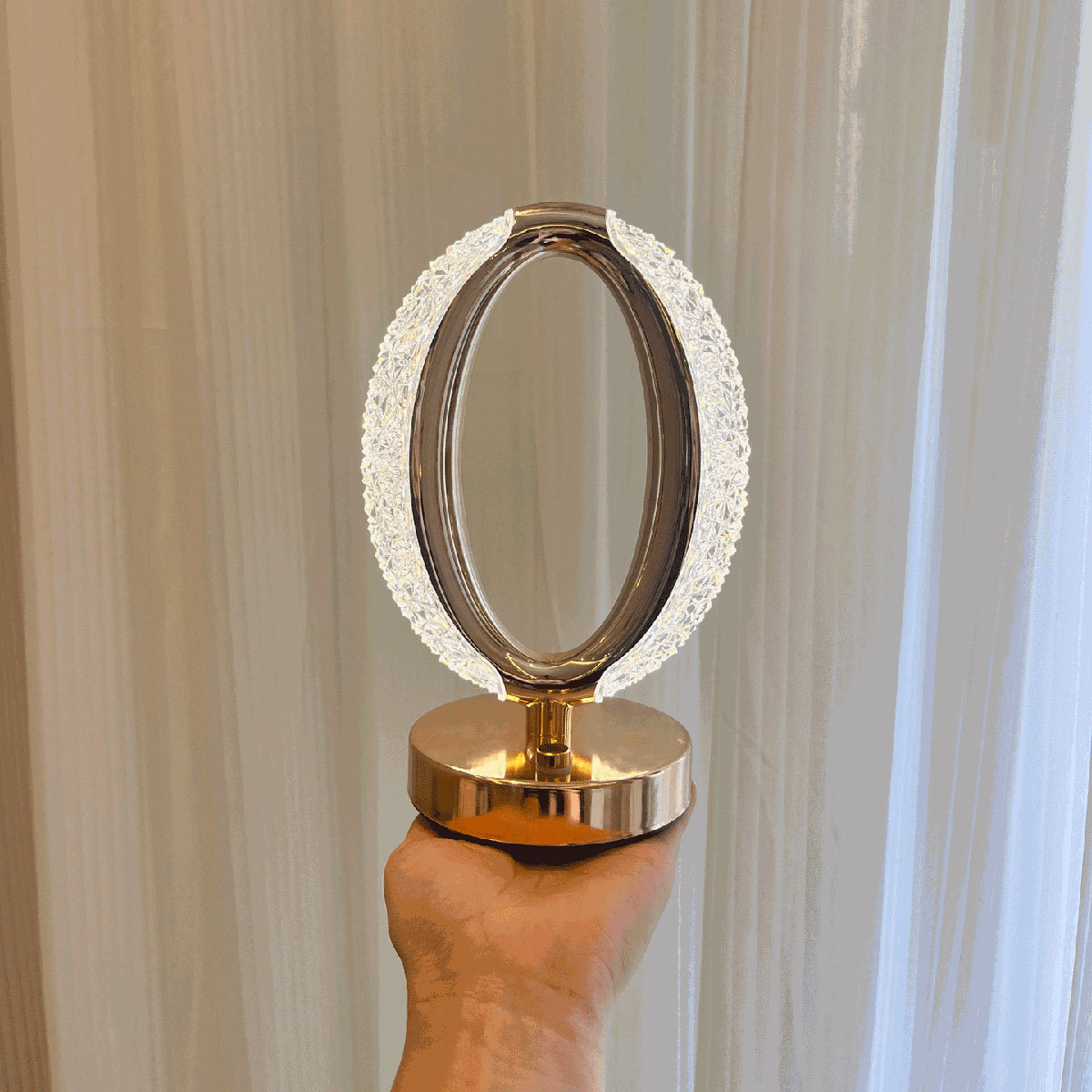 Lámpara de mesa LED de elegante forma ovalada,Muy adecuada para decorar dormitorios y salones