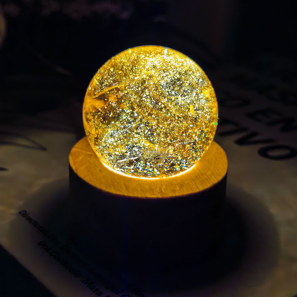 Bola de cristal de base de madera luminosa decoración creativa de la lámpara de noche LED