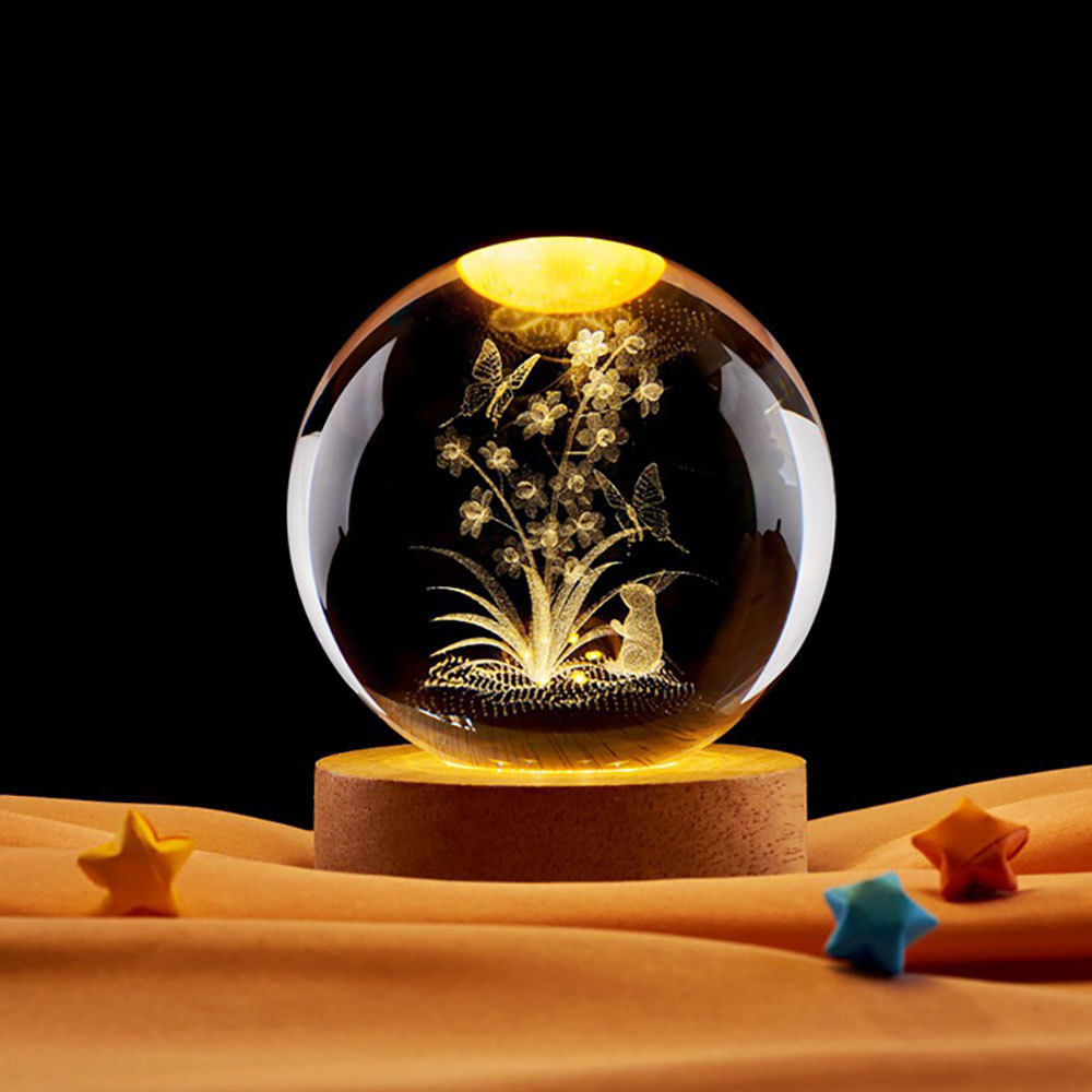 Adorno de bola de cristal de regalo pequeño y creativo con luz suave de 8 cm
