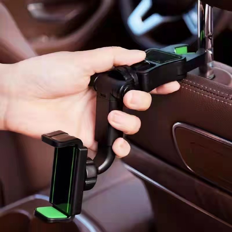 Soporte para teléfono en el espejo retrovisor