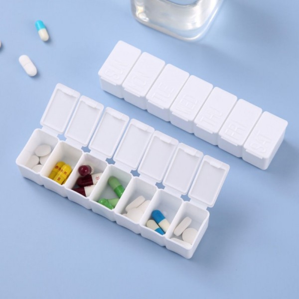 Caja portátil para almacenar medicamentos