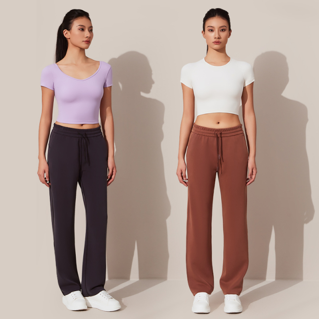 Women's loose sports trousers