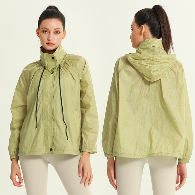 Custom Women's Lightweight Jacket for Outdoor Running Hiking