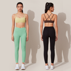 OEM&ODM Services Cross Back Activewear Pilates Bra Women Running Sport Bra Top