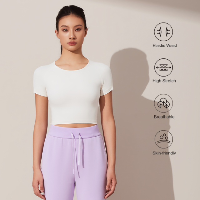 Women's tight-fitting short sleeves