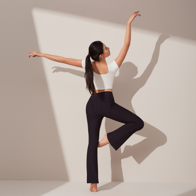 Women's Sports Skinny Flared Pants