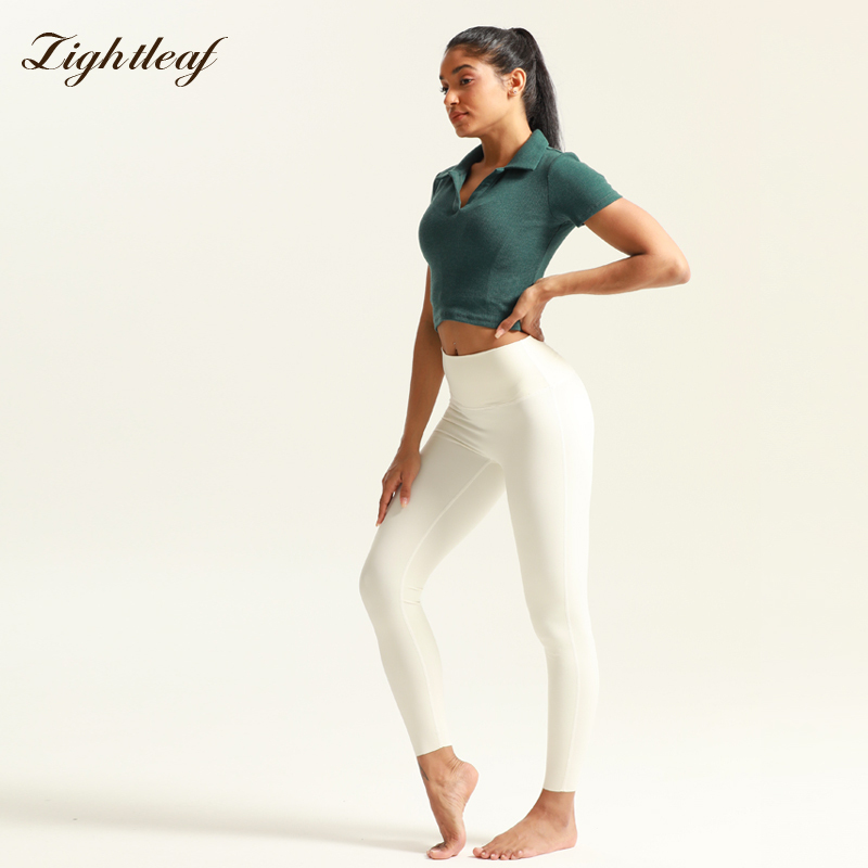 Women's V Neck Short Sleeve Slim Fit Crop Top