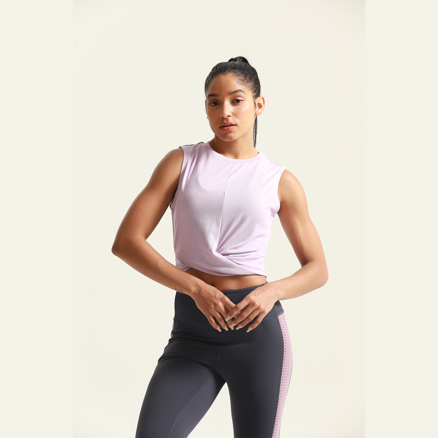 ODM/OEM Services Activewear Women′s Gym Wear Tank Tops Sport T-Shirt