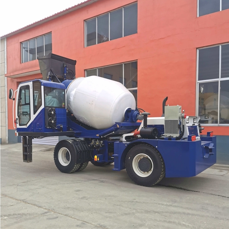 3.5 Cubic Meters Self-loading Mixer truck