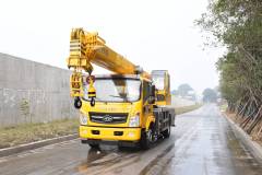 STSQ12T-TJ 12 Ton truck crane