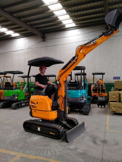 MINI EXCAVATOR XN18
