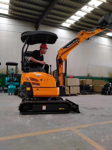 MINI EXCAVATOR XN18