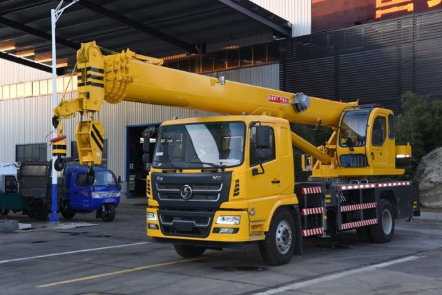 STSQ16T-SQ4600 16 Ton truck crane