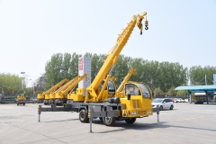 STSQ8D 8 Ton Small Construction Mobile Crane