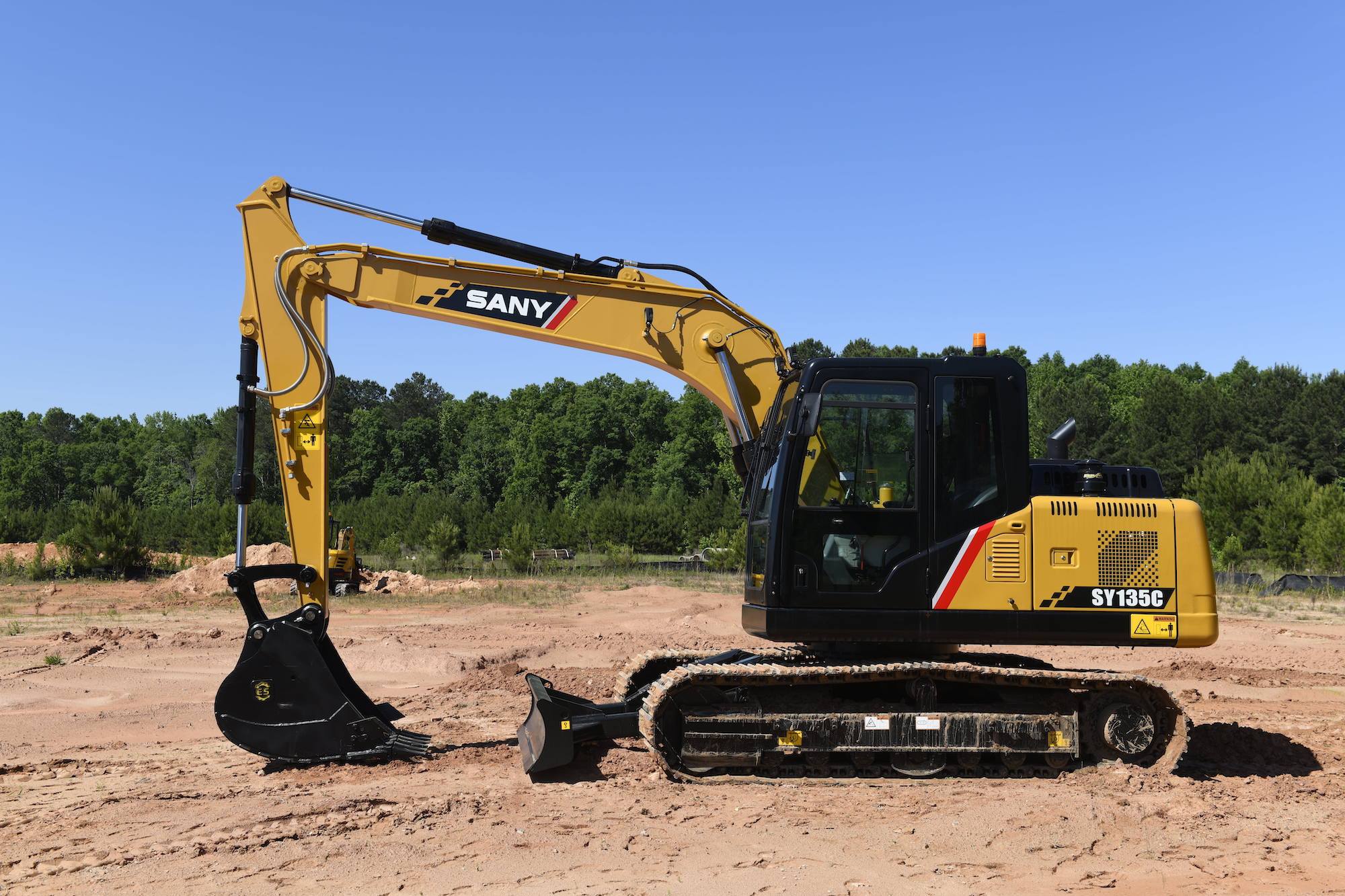 SANY SY135C 15 ton excavator long arm hydraulic excavator