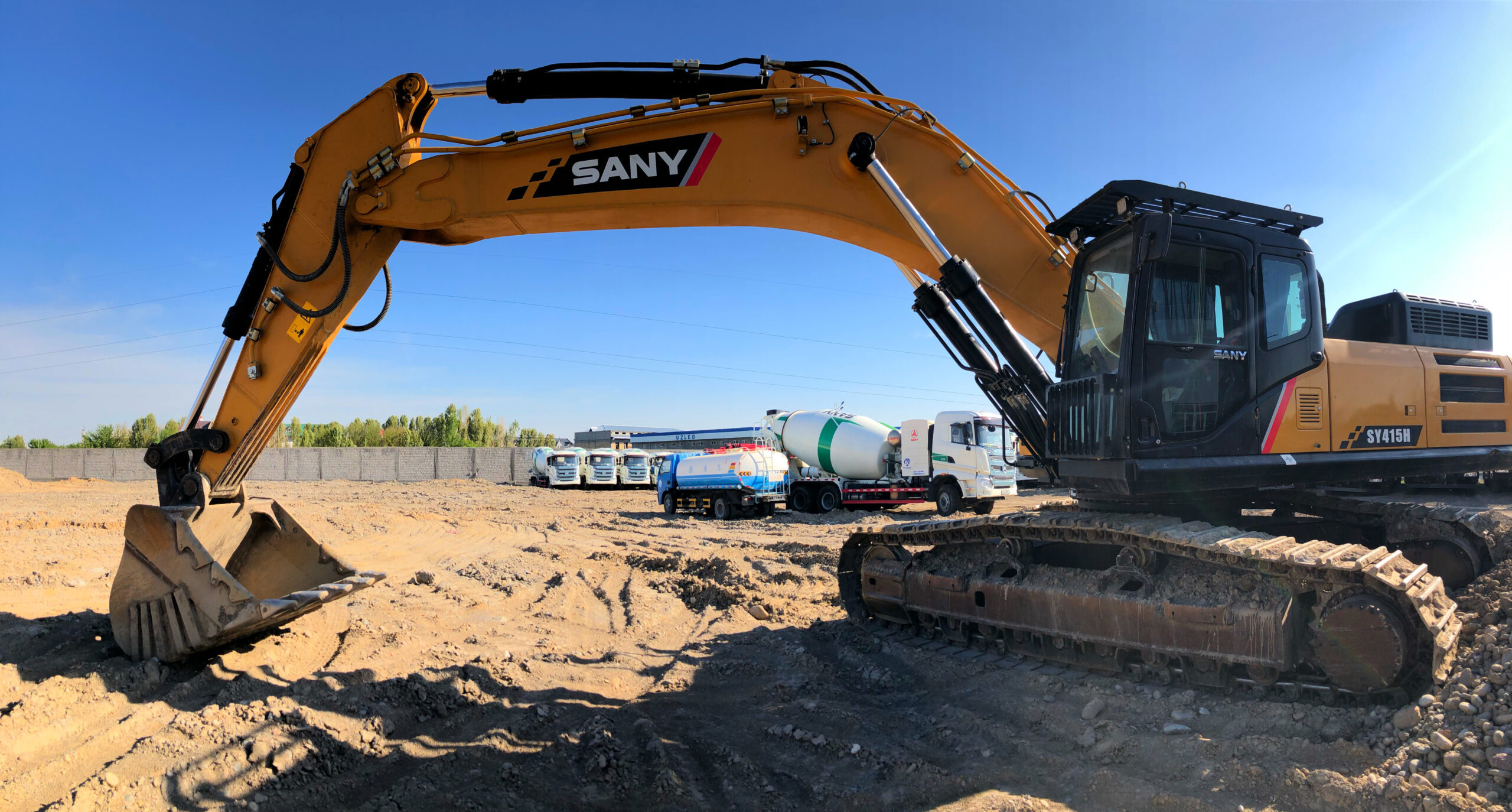 SANY SY415H 2.2m3 40 ton Excavator for Construction Works / Manufacturing Plant
