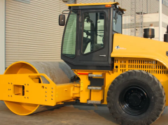 Shantui   SR14M-B6 Single Drum Road Roller
