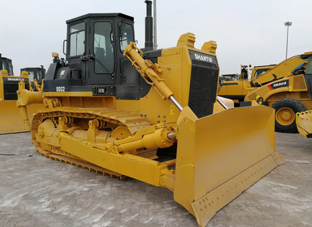 Shantui SD22  bulldozer