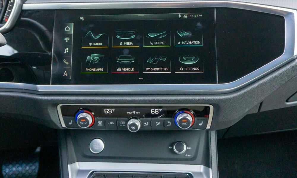 Original 10.1 Inch Touch Screen LA101WH1-SL02 For 18-22 Audi Q3 Radio Navigation