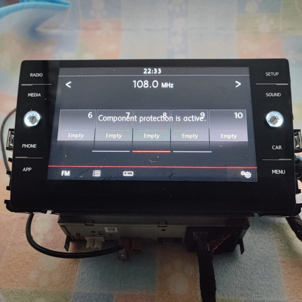 New Touch Screen Glass Digitizer 3Q0 035 877 For VW MIB 200 680 682 STD2 ZR Car DVD Audio Multimedia Player GPS Navigation Radio