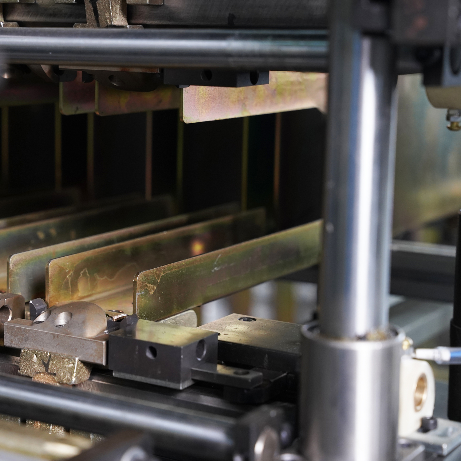 Conjoined Coiling Machine