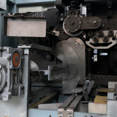 Pocket Sping Machine