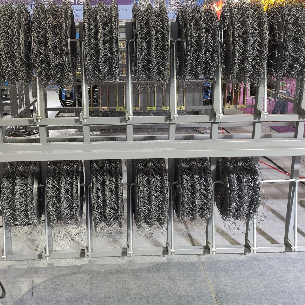Conjoined Coiling Machine