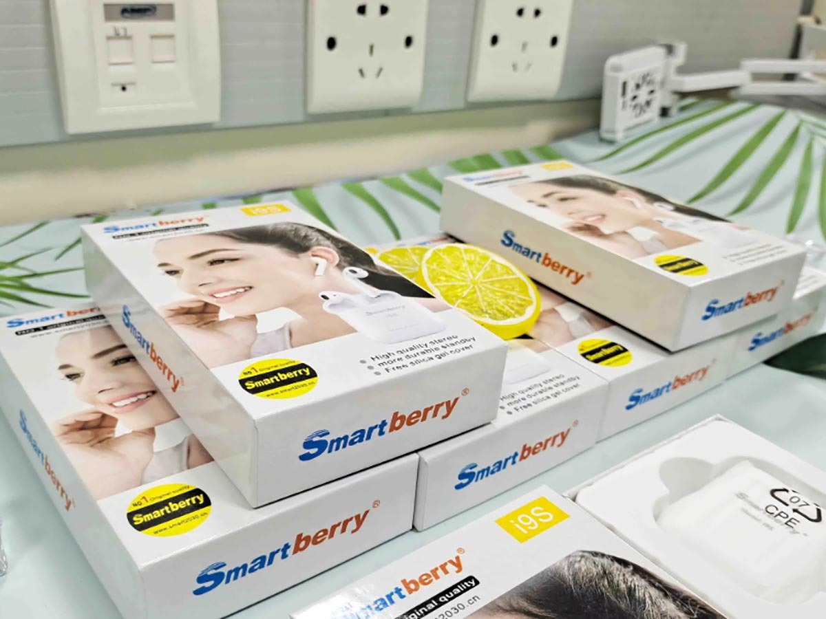 Smartbarry Wireless Bluetooth earphones i9s,nodizz