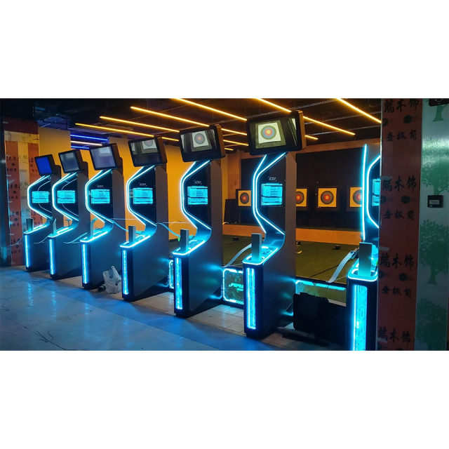 Double-screen archery