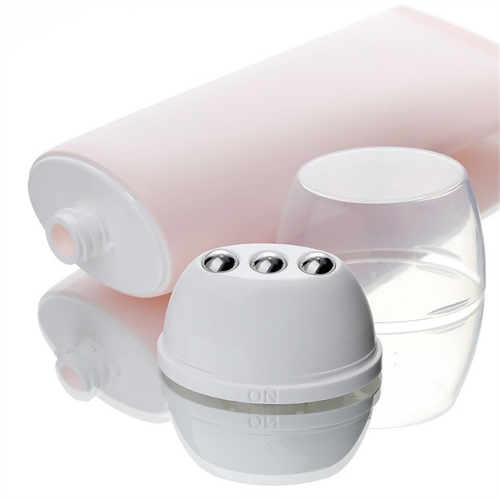 Oval Cosmetic Tube With 3 Balls Applicator