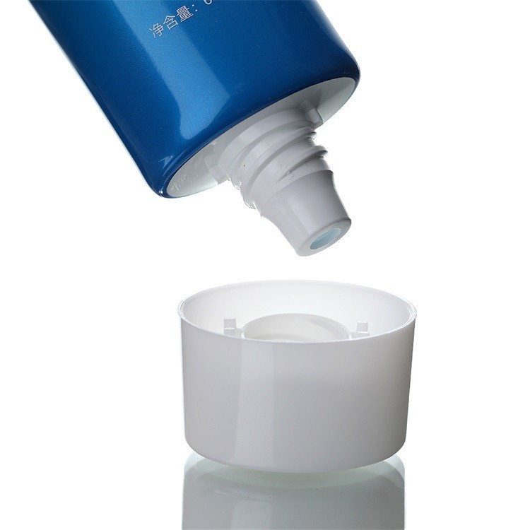 Simple Plastic Cosmetic Tube