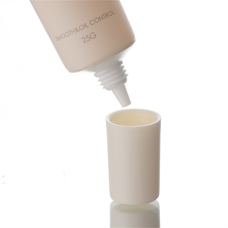 Primer Packaging Tube With Nozzle