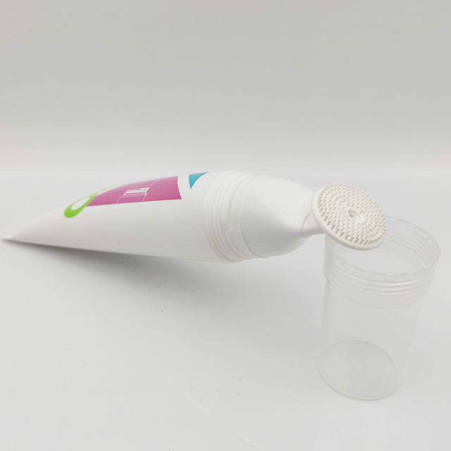 Hot sell 50ml Plastic Tube with Slanted TPE Brush for foaming Facial Cleansing plastic tube with cosmetic silicone applicator