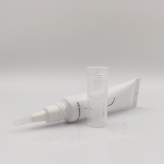 Hot sell 15ml Customized Soft Spatula Cosmetic Plastic lip gloss tube silicon applicator for Nail Polish and Eye Cream Packaging