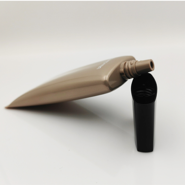 Unique flat bb cream oval tube for sunscreen and face lotion soft packaging Screwed Top Cap Squeeze Cosmetic Plastic container