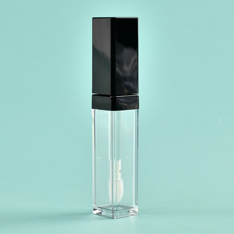 Best selling Square 5.5ml lip gloss wand tubes with Soft Flocked Applicator Brush Thickened Wall custom Logo lip gloss bottles