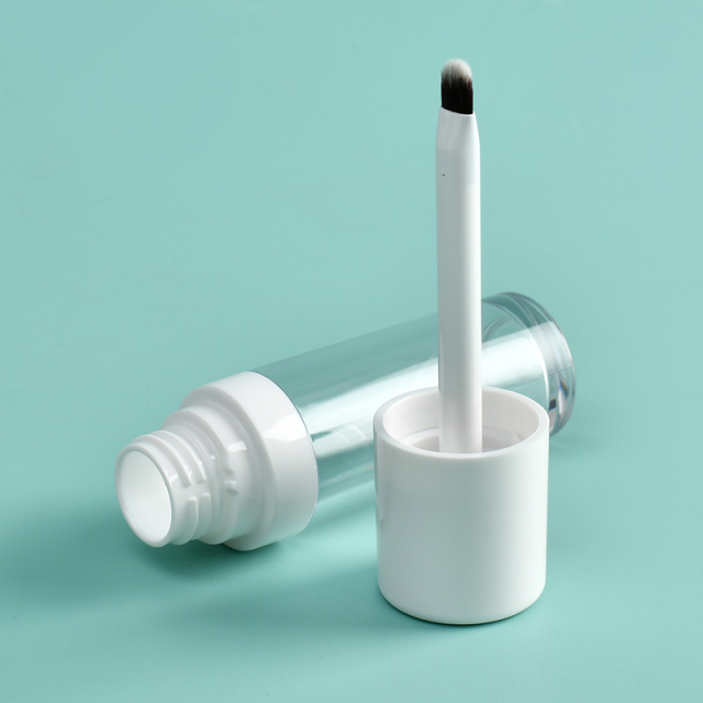 Stylish 12.8ml Round lip gloss wand tubes thick shaped With fine brush Applicator Thickened Wall empty crystal lip gloss bottles