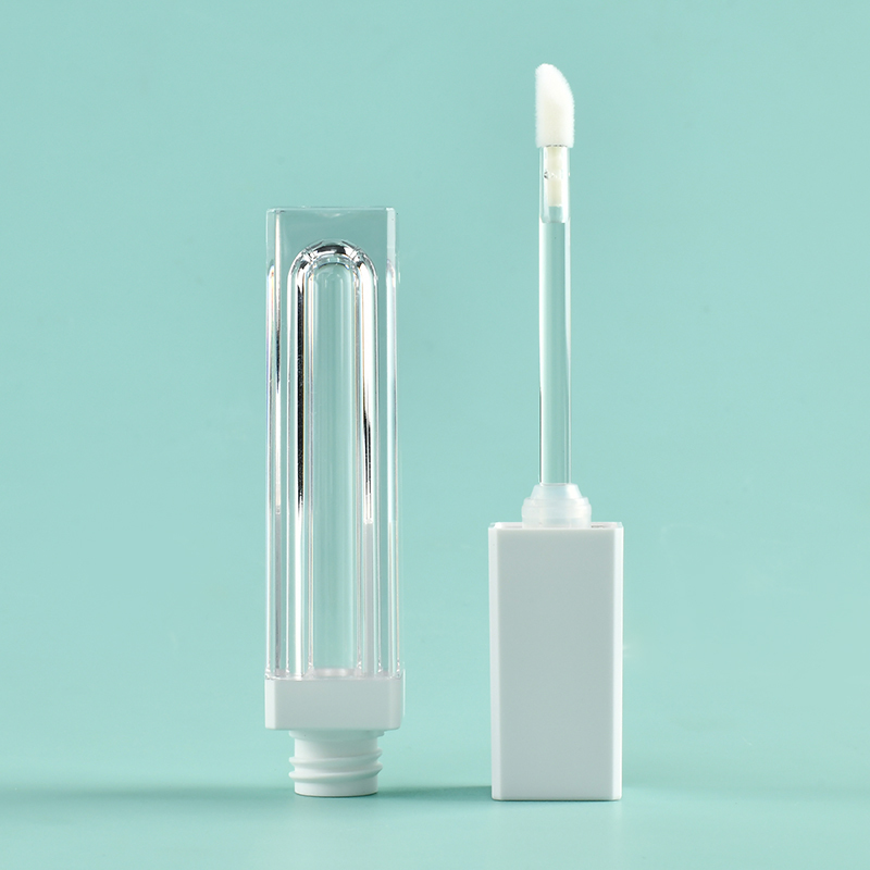 Luxury Custom Square lip gloss wand tubes with Flocked Brush Empty Cosmetic Packaging Thickened Wall 6ml lip gloss bottle