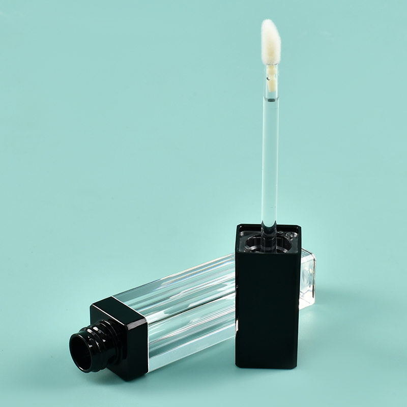 Luxury Custom Square lip gloss wand tubes with Flocked Brush Empty Cosmetic Packaging Thickened Wall 6ml lip gloss bottle