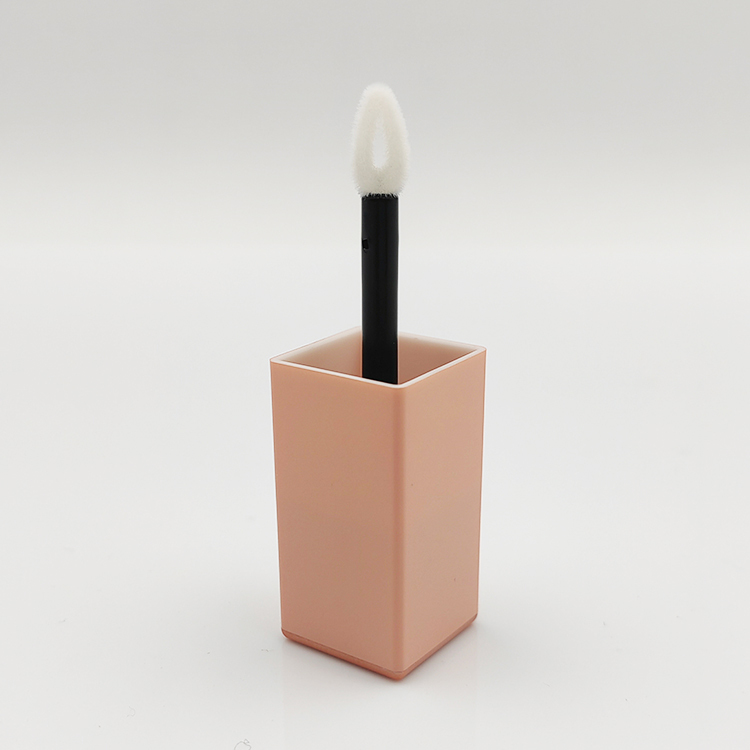 Custom high quality lip gloss wand tubes wholesale with Brush Empty Cosmetic Packaging cute lip gloss bottle 3ml square