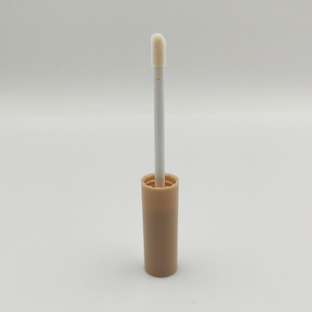 Hot sale Wholesale Custom 2.4ml round luxury lip gloss bottle with wand and Brush Empty Cosmetic Packaging clear lip gloss tubes