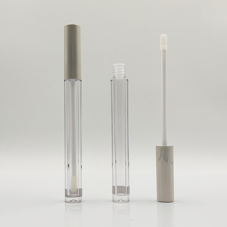 Best selling Wholesale Custom 2.2ml clear and silver lip gloss wand tubes Empty Cosmetic packaging round luxury lip gloss bottle