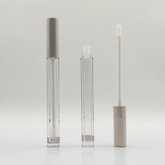Best selling Wholesale Custom 2.2ml clear and silver lip gloss wand tubes Empty Cosmetic packaging round luxury lip gloss bottle